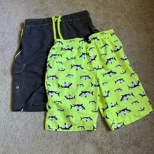 Set of 2 boys swim shorts
